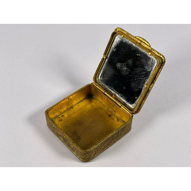Wood Antique Victorian Trinket Boxes: Snuff, Pill, Compact Collection For Sale - Image 7 of 10