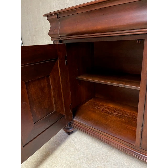 Ethan Allen Ethan Allen British Classics Sideboard Buffet For Sale - Image 4 of 12