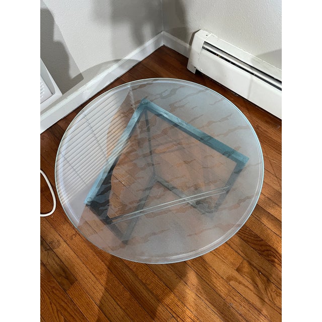 1980s Postmodern Geometric Side Table – 10mm Laser-Etched Glass (Sonneman Style) For Sale In Denver - Image 6 of 12