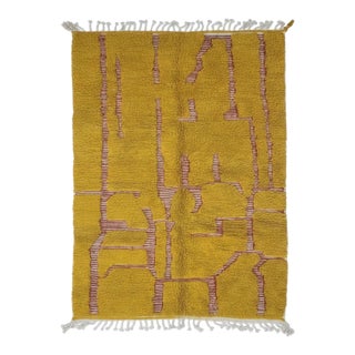 Handmade Textured Mustard Rug - 9 X 6.2 Ft For Sale
