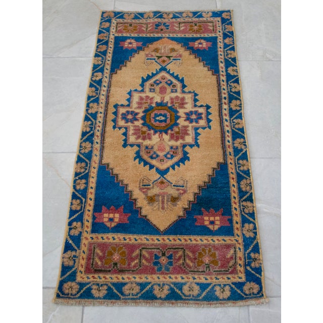 1970s Hand Knotted Door Mat, Entryway Rug, Bath Mat, Kitchen Decor, Small Rug, Turkish Rug - 1′8″ × 3′6″ For Sale - Image 5 of 10