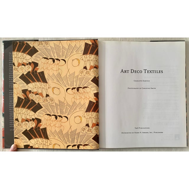 Art Deco Textiles, by Charlotte Samuels. New York: V & A Publications, 2003. First US printing. Featuring outstanding...