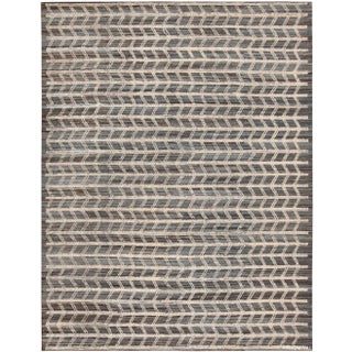 Geometric Zigzag Chevron Motif Modern Area Rug For Sale