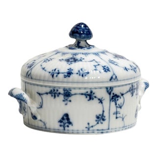 Vintage Royal Copenhagen Blue Fluted Plain Covered Denmark Sugar Bowl For Sale