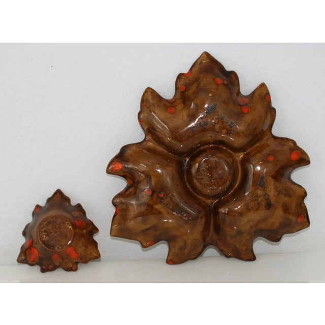 Vintage 60s Orange & Brown Holland Mold Hand-Crafted Leaf Shaped Divided Serving Set - 2 Pieces For Sale - Image 9 of 10