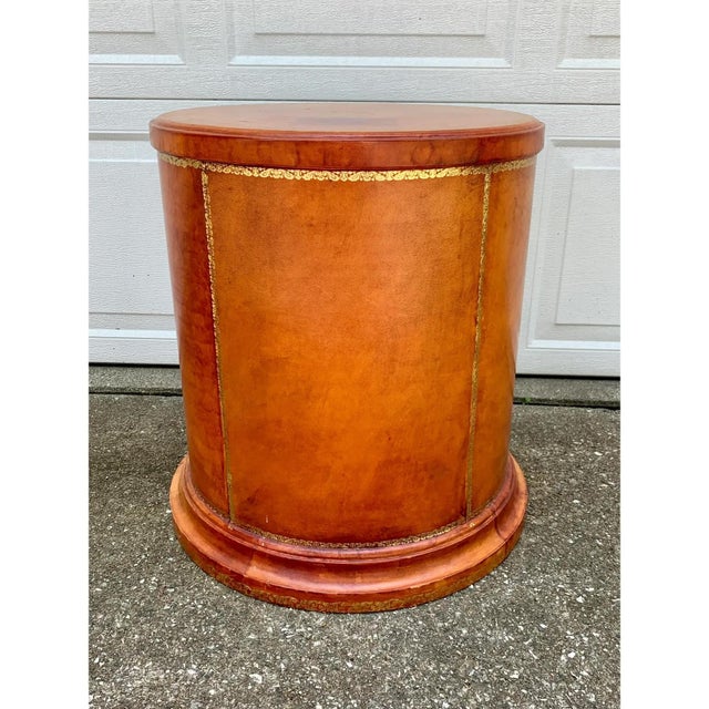Vintage Trompe l'Oeil Embossed Leather Faux Books Round Side Table For Sale - Image 12 of 13