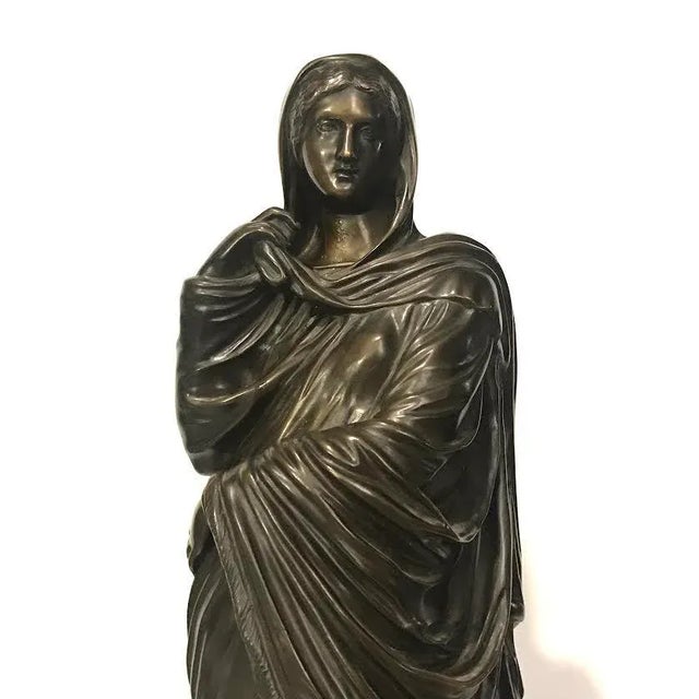 Antique Classical Bronze Statue of a Woman For Sale In New York - Image 6 of 9