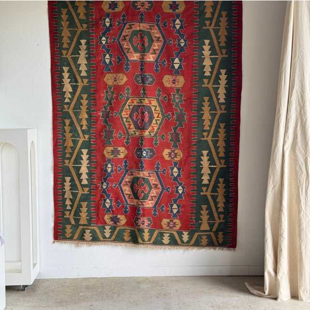 Large Turkish Rug with Predominantly Red Base, 1980s For Sale - Image 6 of 18