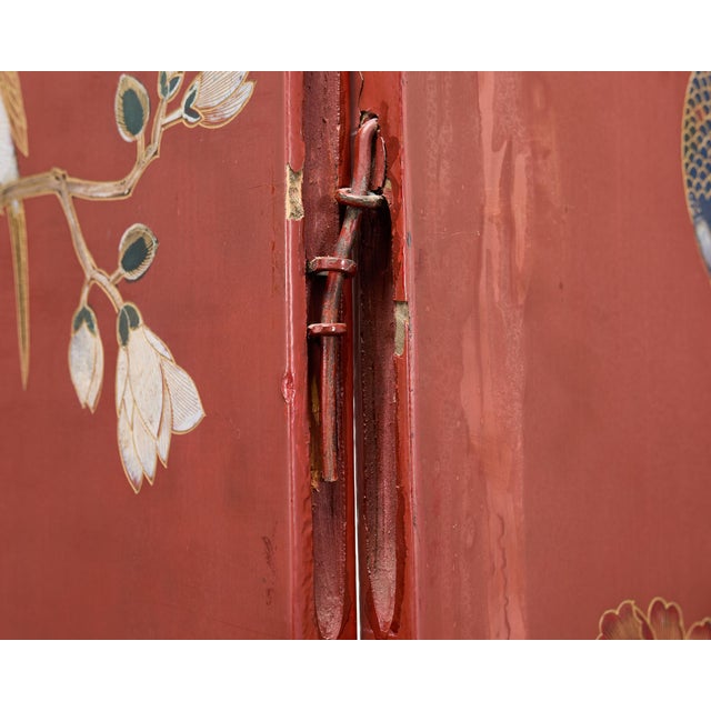 Chinese Export Four Panel Red Lacquered Chinoiserie Gilt Screen For Sale - Image 15 of 18