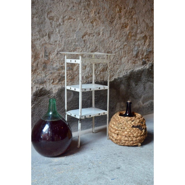 We love these old pieces of glass, as rare as fragile. This cylinder or lady Jeanne was manufactured in the 19th century...