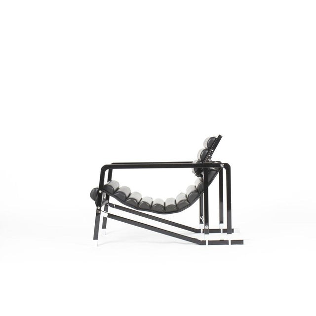 Bauhaus Transat Lounge Chair in Black Leather by Eileen Gray for Ecart International, 1980s For Sale - Image 3 of 12