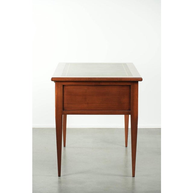 English Desk with Green Leather Top, Gilt Details and 5 Drawers For Sale - Image 6 of 15