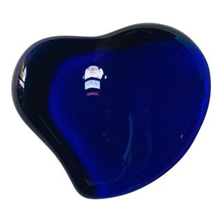 Vintage Elsa Peretti for Tiffany & Co. Cobalt Blue Murano Glass Heart Paperweight, c.1980, Original Box For Sale