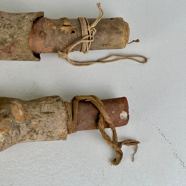 Mid 20th Century Salvaged Pair 0f Coney Island Wax Museum Lifecast Wax Hands With Paper Support For Sale - Image 5 of 11