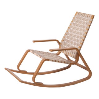 Bentwood Rocking Chair attributed to Ludvik Volak for Drevopodnik Holesov, Former Czechoslovakia, 1960s For Sale