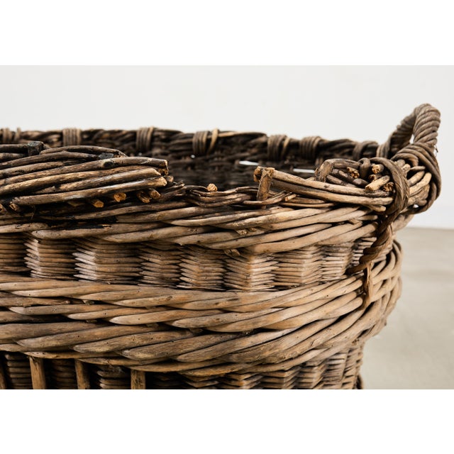 French Champagne Grape Vineyard Harvest Woven Wicker Basket For Sale - Image 15 of 18