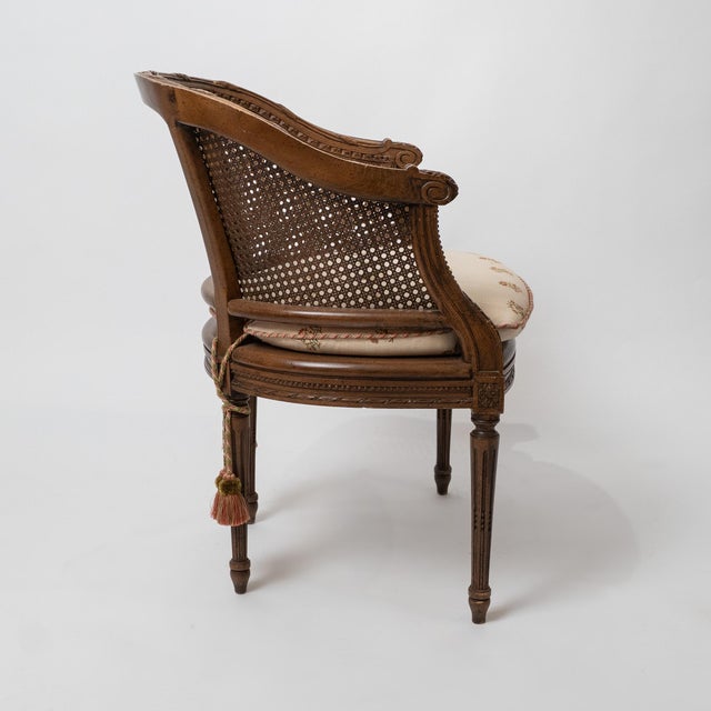 1920s Louis XVI Style Neoclassical Cane Barrel Bergère Chair in Carved Beechwood For Sale - Image 9 of 13