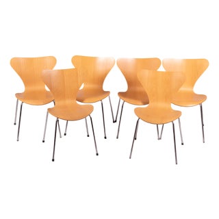 Mid 20th Century Arne Jacobsen for Fritz Hansen Series - Set of Six Chairs For Sale