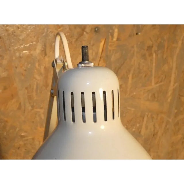 Cream Table Lamp from Luxo For Sale - Image 8 of 12