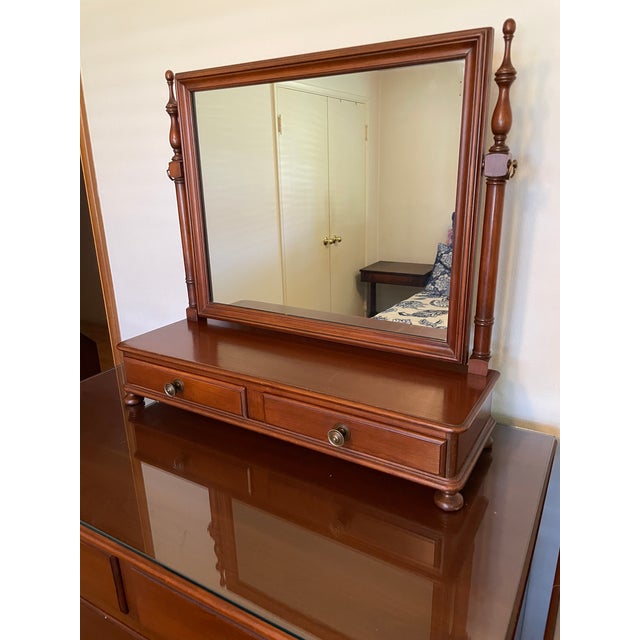 American 1930s Styled After the Pennsylvania House Cherry Wood Mens Valet Mirror For Sale - Image 3 of 5