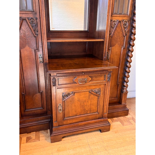 French Henry II Style Oak Hunt Cabinet, 19th Century For Sale - Image 12 of 12