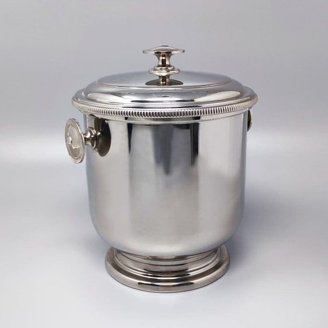 1960s Stunning ice bucket in stainless steel by Macabo. Made in Italy. It's in excellent condition. Dimension: diameter...