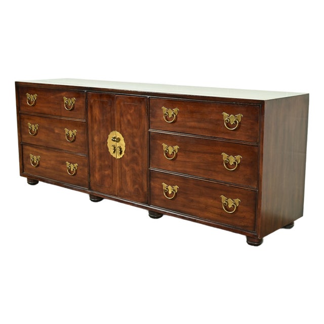 Henredon Mid-Century Hollywood Regency Chinoiserie Mahogany Dresser or Credenza, Circa 1970s For Sale