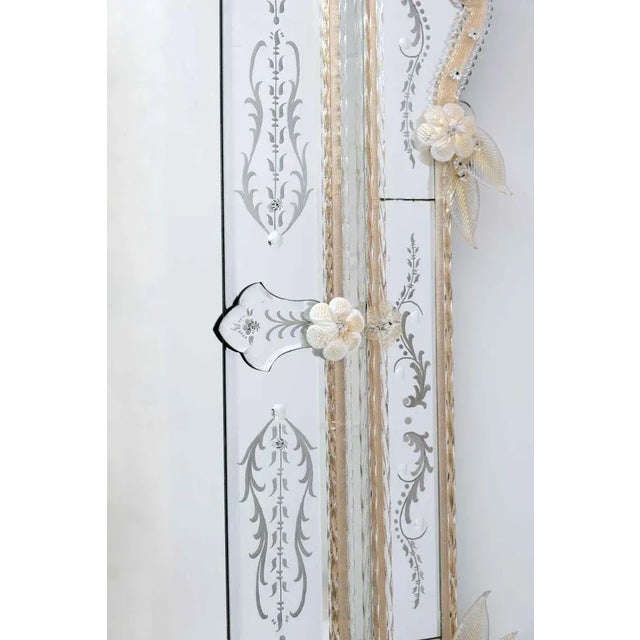 Venetian Mirror in Murano Glass with Golden Flowers, 1980 For Sale - Image 10 of 12
