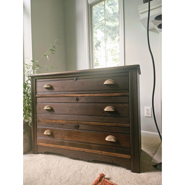 Victorian Antique Victorian Oak 3-Drawer Chest/ Dresser (c.1880-1890) For Sale - Image 3 of 13