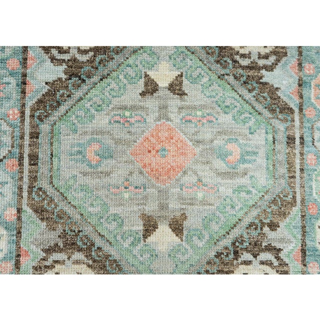 Early 21st Century Turkish Oushak Rug 2'9" x 10'6" #20015 For Sale - Image 5 of 8