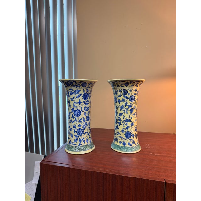 Ceramic 1990s Pair of Blue & White Floral Ceramic Trumpet Vases For Sale - Image 7 of 7
