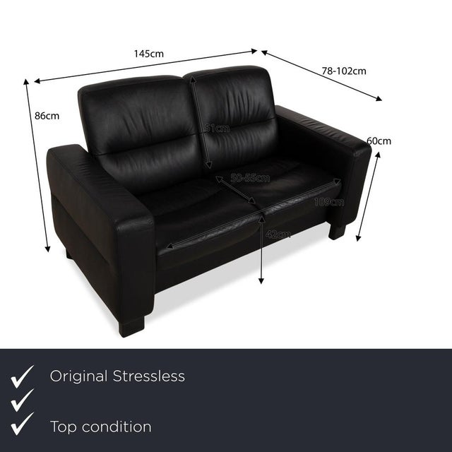 The two-seater from Stressless corresponds entirely to the design and functionality of the manufacturer. The backrests can...