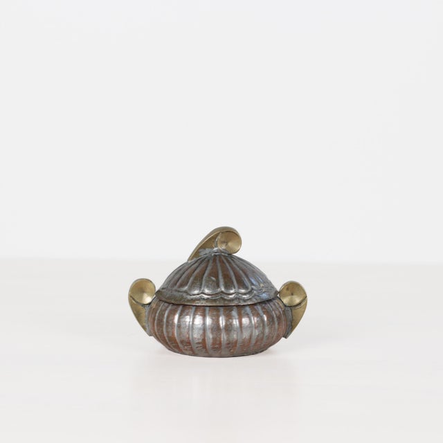 Metal Early 20th Century Antique Chinese Copper and Brass Lidded Box For Sale - Image 7 of 10