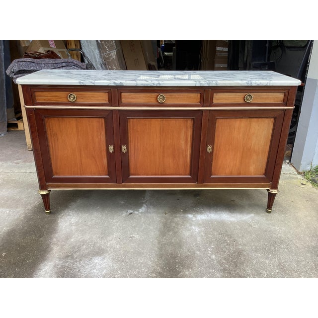 French French Louis XVI-style Credenza W/Carrara Marble Top For Sale - Image 3 of 9