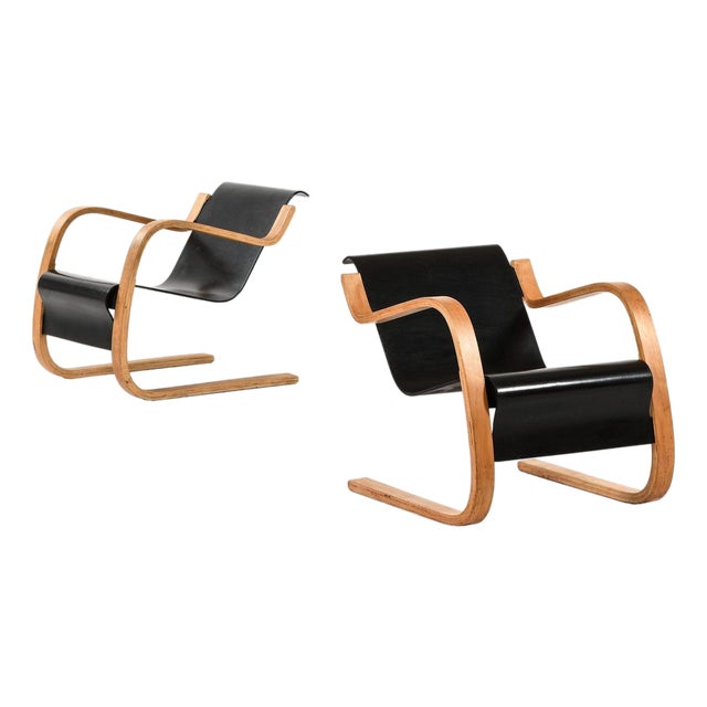 Easy Chairs in Molded and Laminated Masurian Birch attributed to Alvar Aalto, 1940s, Set of 2 For Sale