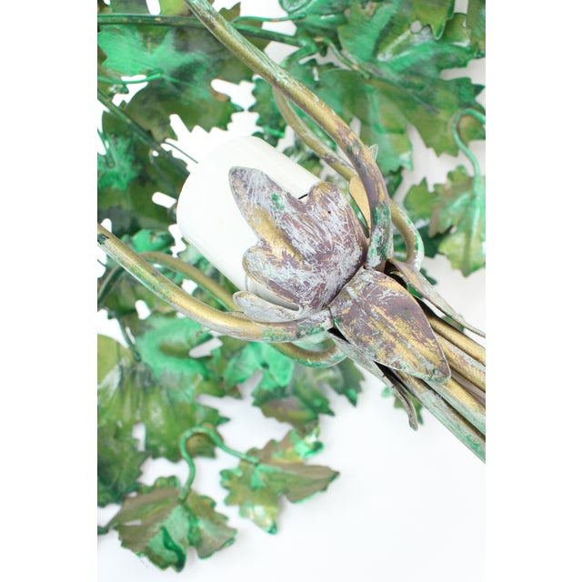 Italian Tole/Hollywood Regency Trailing Leaf Table Lamp For Sale In Los Angeles - Image 6 of 6