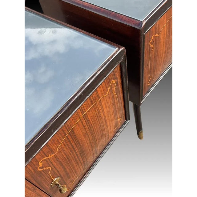 Mid-Century Modern Italian Art Deco Bedside Cabinets in the style of Paolo Buffa, 1950s, Set of 2 For Sale - Image 3 of 12