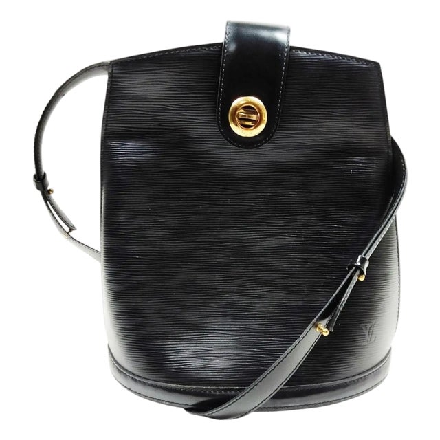 1995 Vintage Louis Vuitton Black Epi Leather Cluny Shoulder Bag For Sale