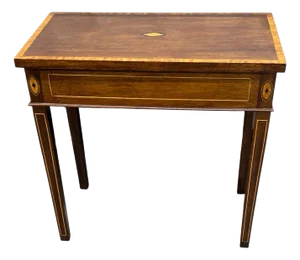 Vintage Handmade Inlaid Seashell Design Center Wood Table