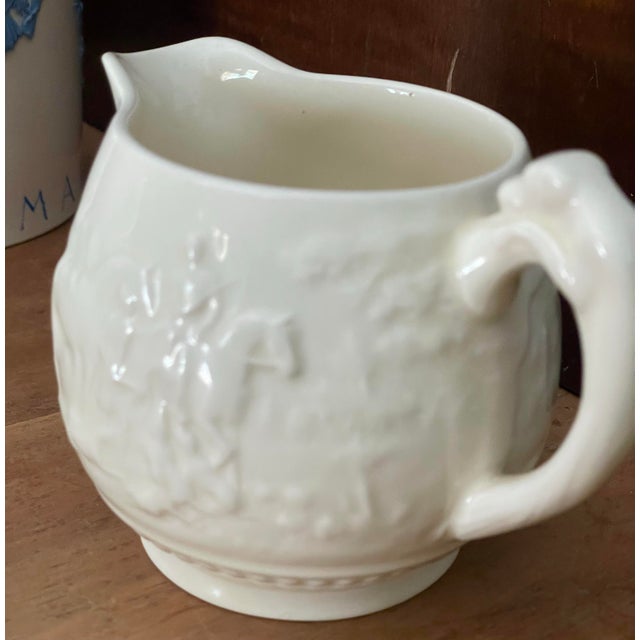 Off-white Mid 20th Century Wedgewood Devonshire Off-White Embossed Classical Hunting Creamer Cream Pitcher For Sale - Image 8 of 10