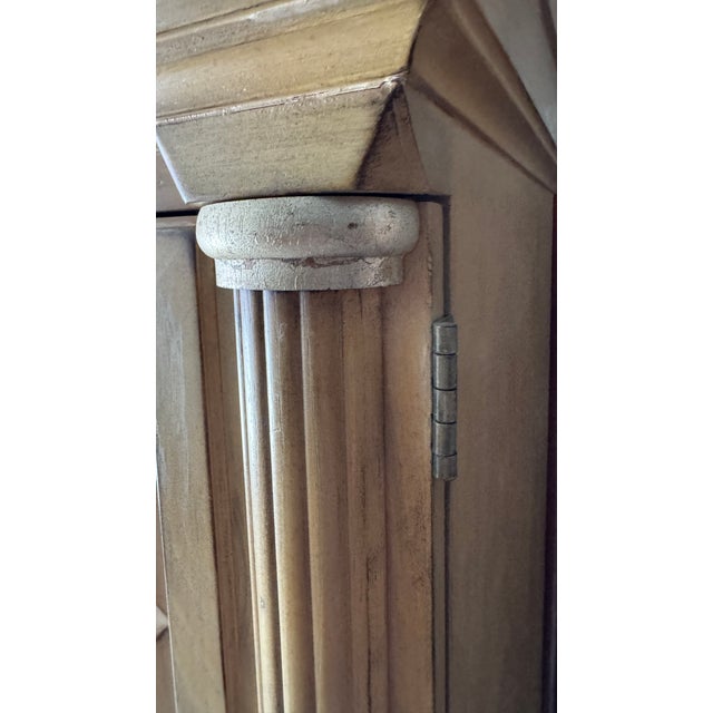 1990s Drexel Heritage Corbel Collection Carved Wood Entertainment Armoire For Sale - Image 11 of 12