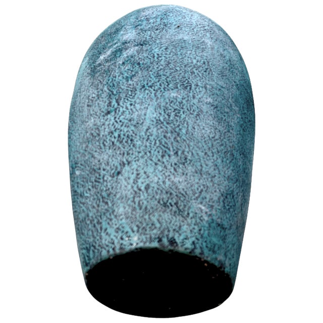 1980's Incised Turquoise Yellow Botanical Themed Hand-Thrown Studio Pottery Planter Vessel For Sale In Palm Springs - Image 6 of 10