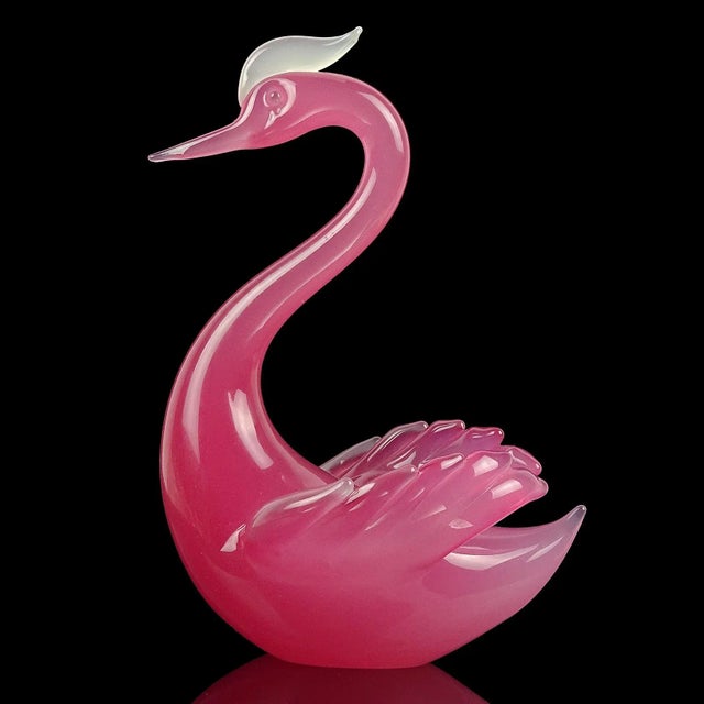 Beautiful vintage Murano hand blown opalescent dark pink and white Italian art glass swan bird sculpture / figure....