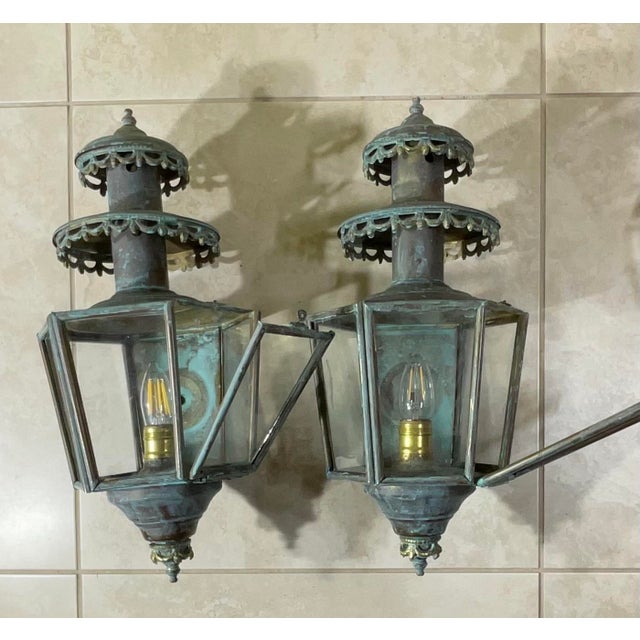 Antique/Vintage Pair of Solid Brass Patina Exterior Wall Lanterns / Sconces For Sale - Image 9 of 18