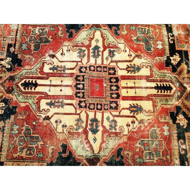 Antique Persian Heriz Serapi Rug, Hand-Knotted Wool, Geometric Medallion Pattern, Ivory & Rust-Red, 10x12 For Sale - Image 9 of 11