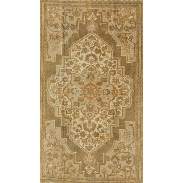 Mid 20th Century Vintage Turkish Oushak Rug With Ivory, Tan, Light Brown Floral Medallion Design For Sale - Image 4 of 9