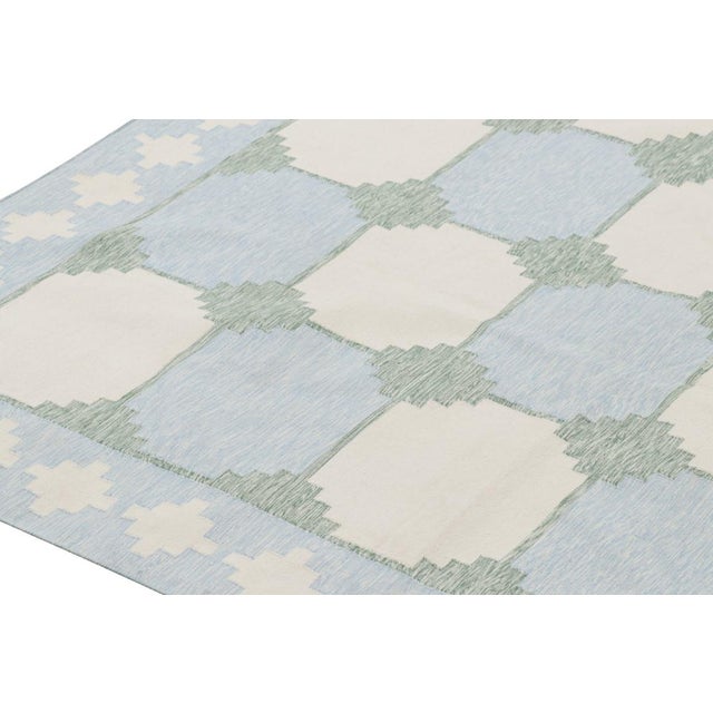 Rug & Kilim’s Contemporary Dhurrie in Blue With Teal and Cream Geometric Patterns For Sale In New York - Image 6 of 7