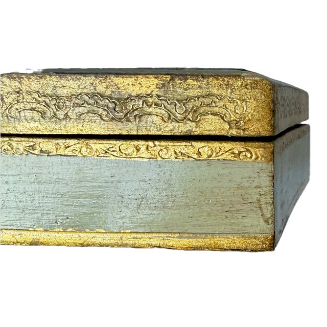 Early 20th Century Vintage Italian Florentine Handcrafted Box For Sale - Image 5 of 6