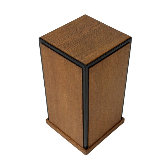 Brown Art Deco Modernist Pedestal in Oak with Black Lacquer, 1930s For Sale - Image 8 of 9