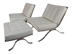 Pair of Vintage Modern Barcelona Style Lounge Chairs by Selig